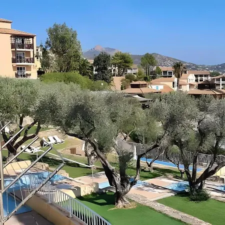 Apartment Bel Vue Pour 6p Saint-Raphael (Var)